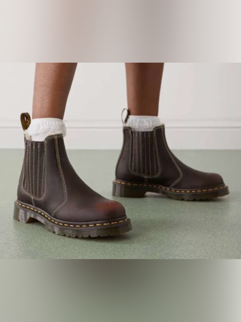 Dr. Martens 2976 Leonore II Chelsea Boot